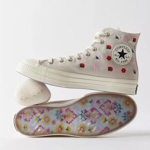 Converse Chuck 70 Floral Embroidery High Top Sneakers